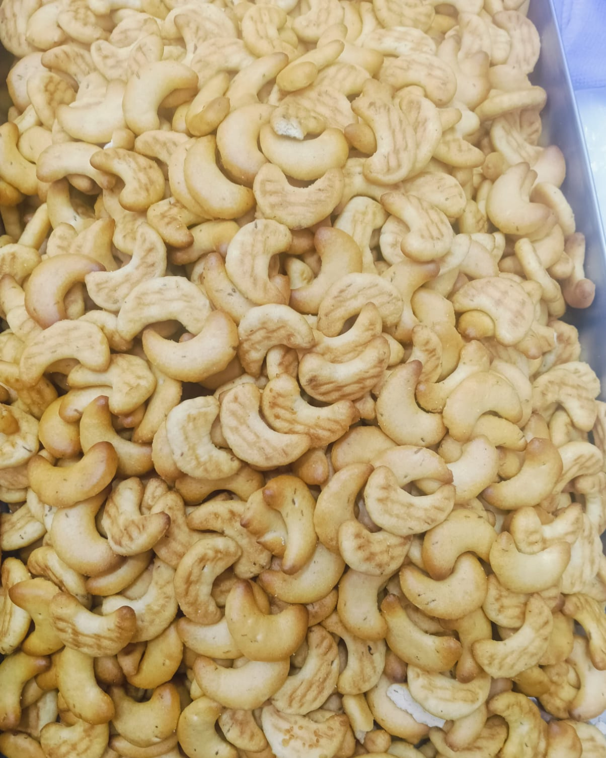 Cashew Bucket